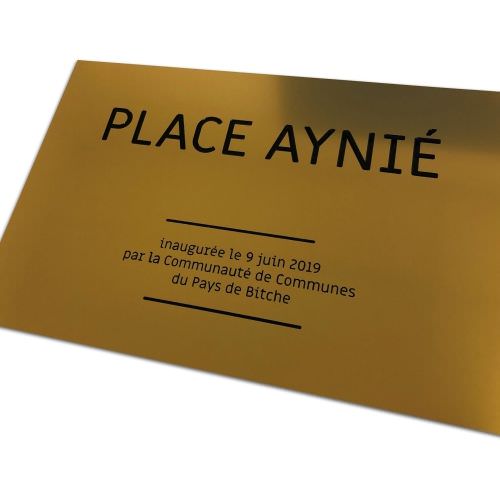 Réalisation Plaque inaugurale en aluminium doré Moselle