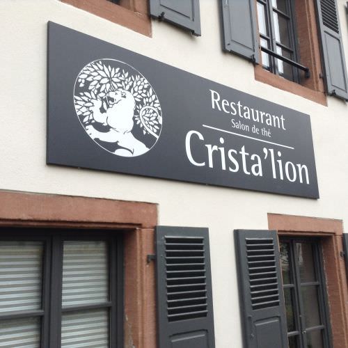 Réalisation Enseigne en panneau aluminium plié Moselle