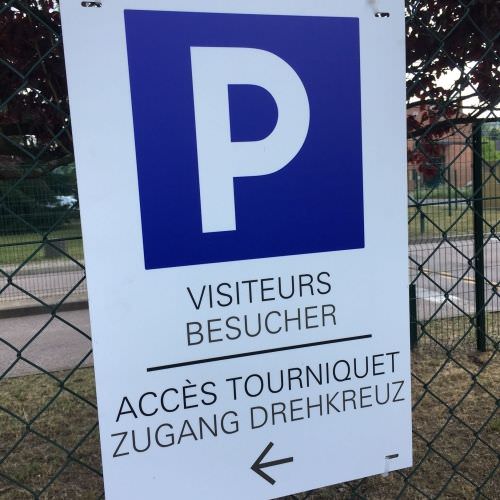 Réalisation Signalétique directionnelle en dibond Moselle