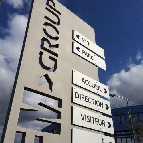 Réalisation Totem sur mesure pour entreprise Moselle