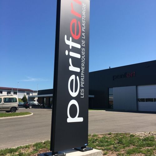 Voir le projet Totem pour entreprise Réalisation Totem pour entreprise Moselle