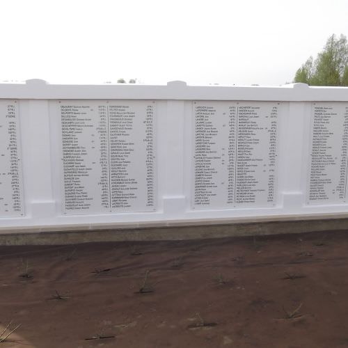 Réalisation Plaques commémoratives en résine effet pierre Moselle