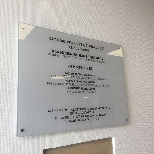 Réalisation Plaque inaugurale en PMMA Moselle