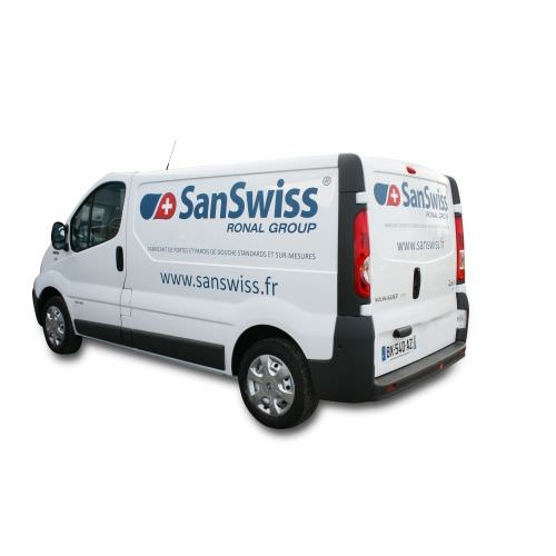 Voir le projet Lettrage sur camionnette Réalisation Lettrage sur camionnette Moselle