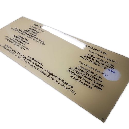 Voir le projet Plaque commémorative en PMMA Réalisation Plaque commémorative en PMMA Moselle