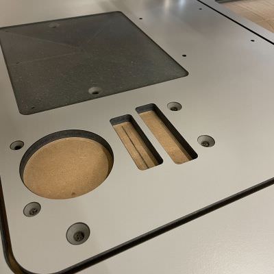Usinage et pliage de polycarbonate